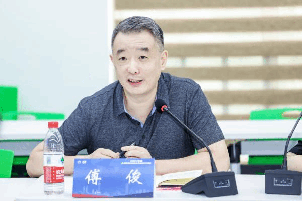 傅俊老师.png