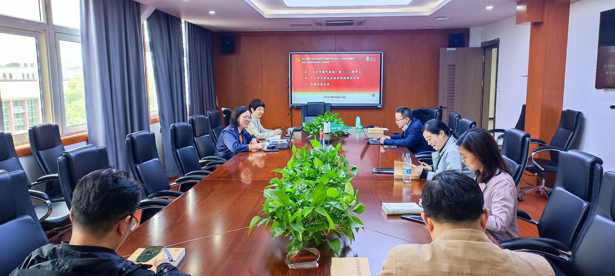 ce0829c19f617ea65a75929994fb8bd.jpg ce0829c19f617ea65a75929994fb8bd.jpg