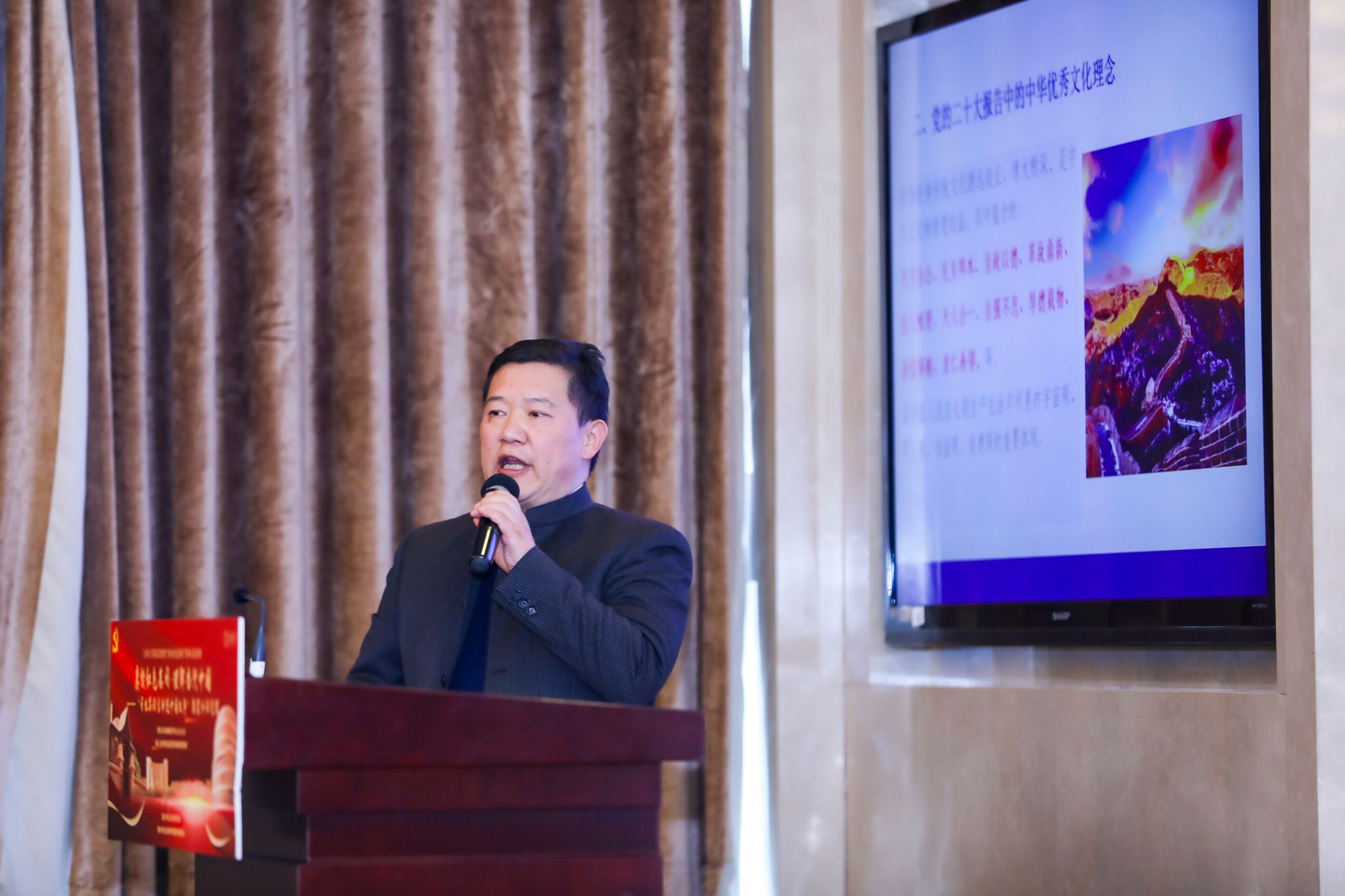 EZ8A0204.jpg EZ8A0204.jpg