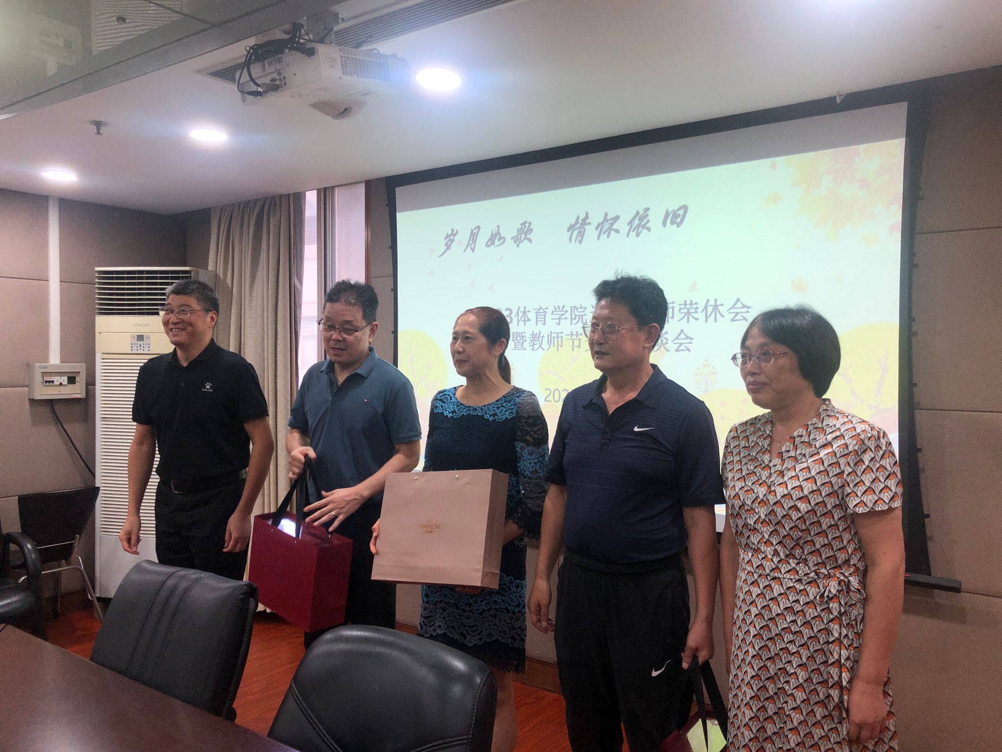 657ed6c605521a70ab2f581d7e5f56f.jpg 657ed6c605521a70ab2f581d7e5f56f.jpg